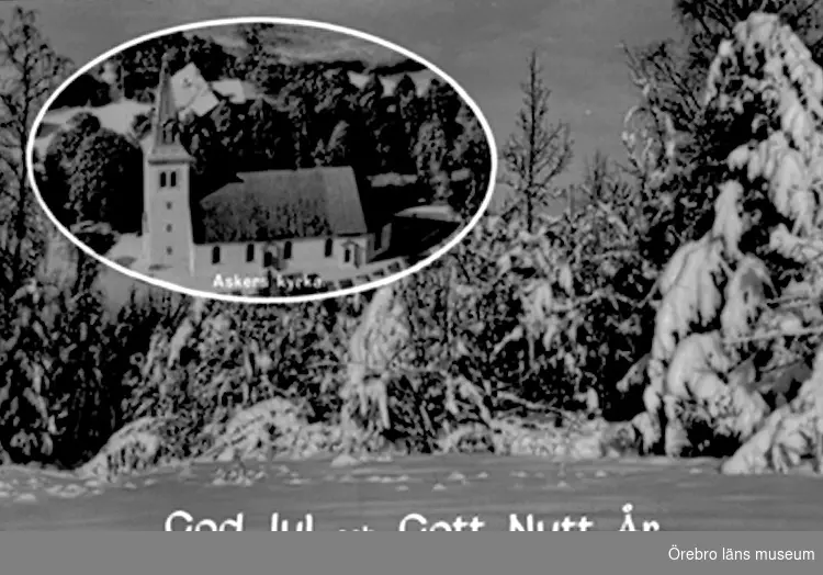 Askers kyrka, exteriör.
Bilden tagen för jul- och nyårskort (text: God Jul och Gott Nytt År).