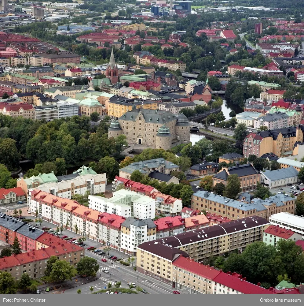 Flygbild över centrala Örebro,kvarteret Smedjebacken