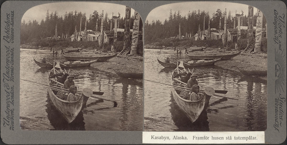 Stereobild av indianer i kanot, Kasa-an byn, Alaska.