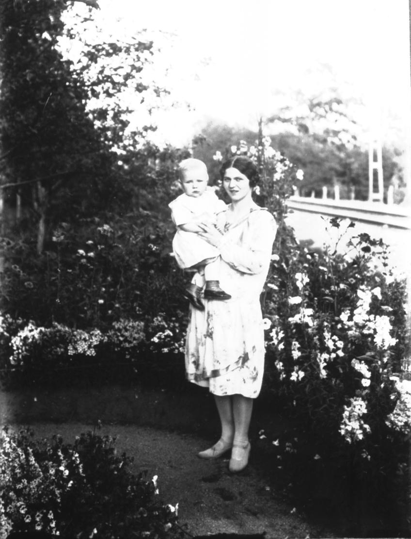"Gamle-Lasses" barn Greta och Sven Larsson.