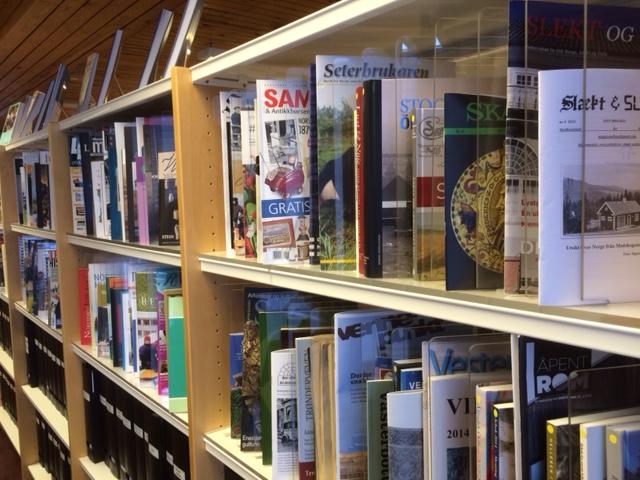 Glomdalsmuseets bibliotek er et moderne fagbibliotek med ca. 15 000 bøker og tidsskrifter.