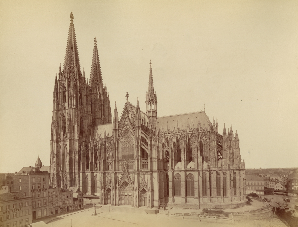 Domen i Köln 1886.