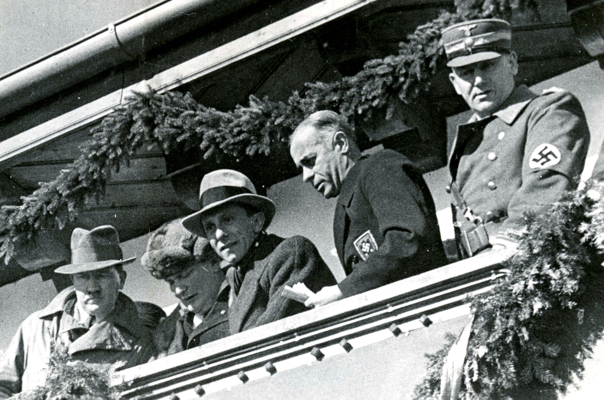 Nazi leaders on the stand during OG 1936