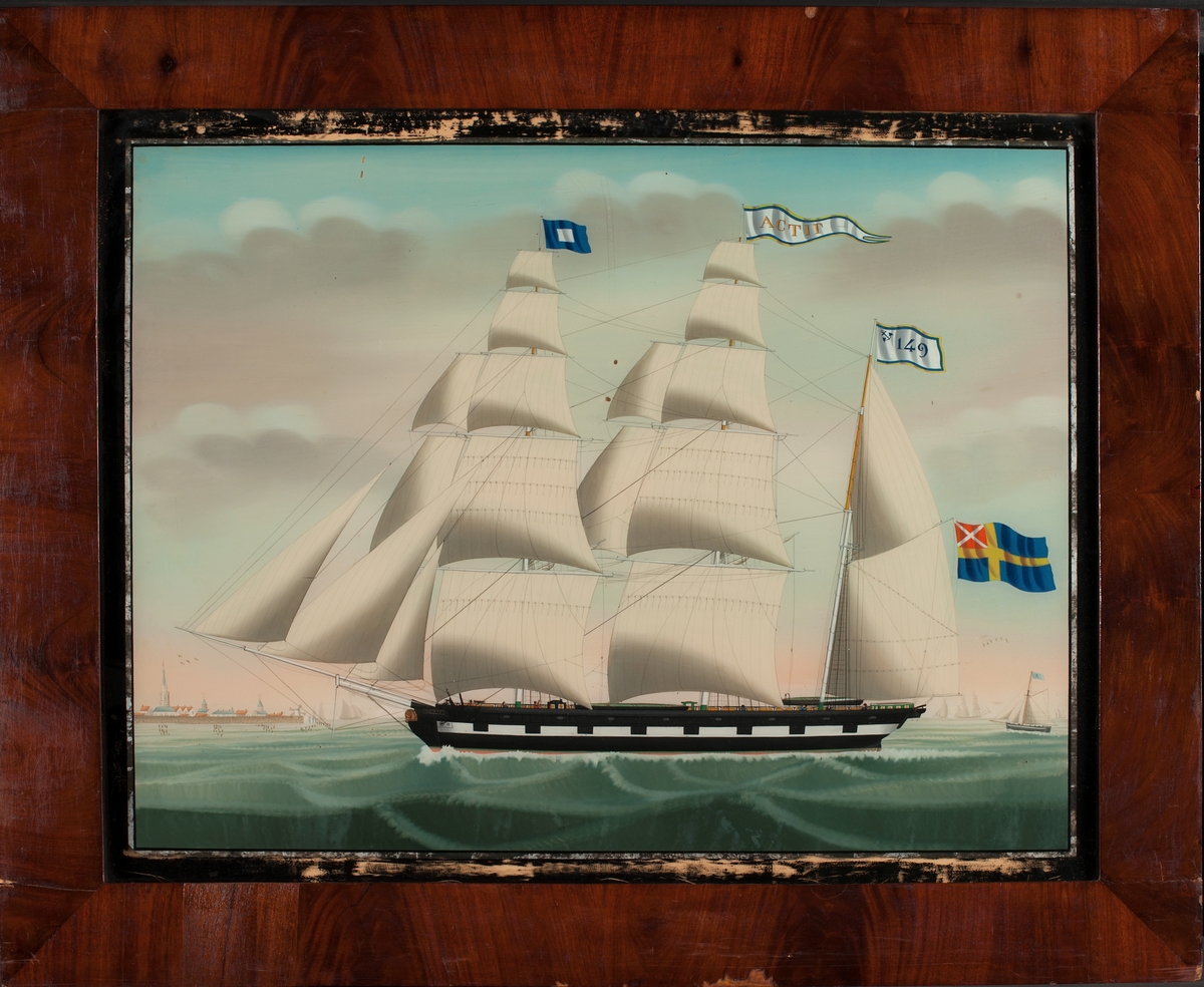 Barkskeppet ACTIF med alla segel satta, visande babords sida. Skrovet portmålat. På förmasten signalflagga P, på mellersta masten namnvimpel: ACTIF, på aktre masten Sjömannaföreningens flagga (149) och i aktern äldre svensk unionsflagga (1818-1844). Akter ut en kutter.
Troligen målad av Petrus Weyts samt före 1844 då fartyget har gamla unionsflaggan. I bakgrunden syns Vlissingen i inloppet till Antwerpen.
Stävornament: Galjonsbild: Stävknorr