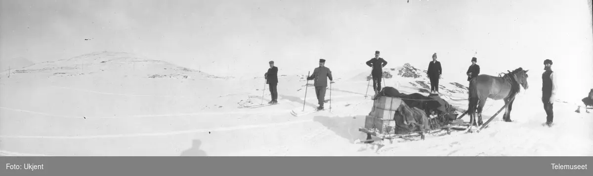 Telegrafdirektør Heftyes reise i Nord- Norge 1911. Hestetransport på saltfjellet, Lapfløtterskaret 6.mars.