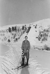 Moldeheia med Hoppbakken .i bakgrunnen.