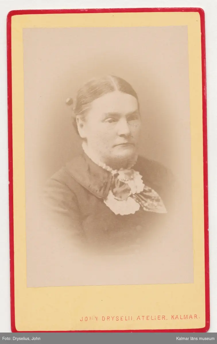Alina Ädelberg, elev i Rostad-skolan omkring 1868-70. Skolkamrater till Maria Jeansson, född 1854.