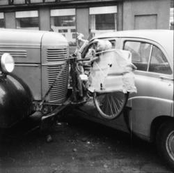 Vardens arkiv. "Kollisjon på Cowardhjørnet" 01.04.1954