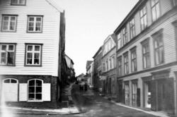 ";Haugegaden";. Foto fra deler av bebyggelsen øverst i Haugg