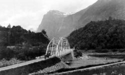 Foto fra Gikling bru på Gikling i Sunndal kommune, hvor vi s
