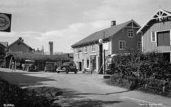 Surnadalsøra, postkort, bensinstasjon, biler, Shell, Standar
