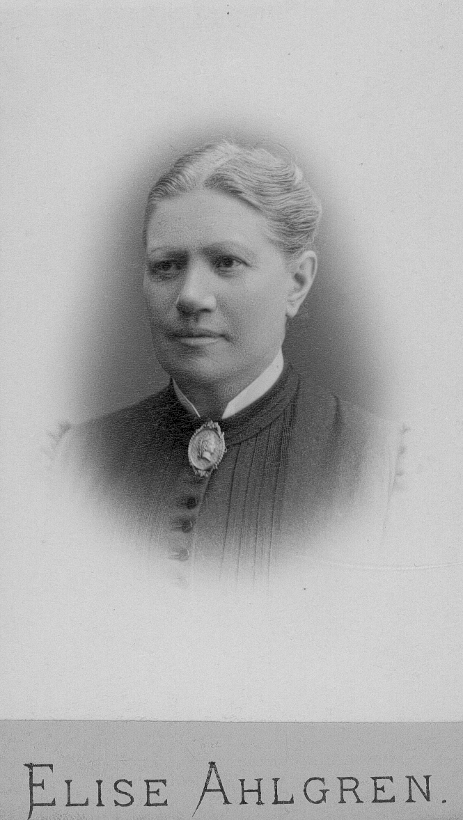 Kristin Engvall, f. Norberg.