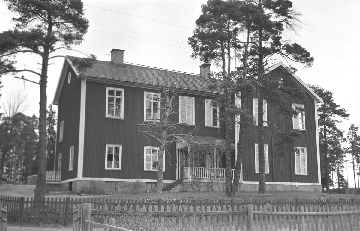 Skolhus
Bäckebro Folkskolan

Maj 1942