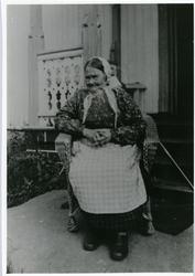 Berte Skrukkefyllhaugen på 90-årsdagen.