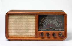 Tandberg Sølvsuper 6 FM de Luxe [Radio]