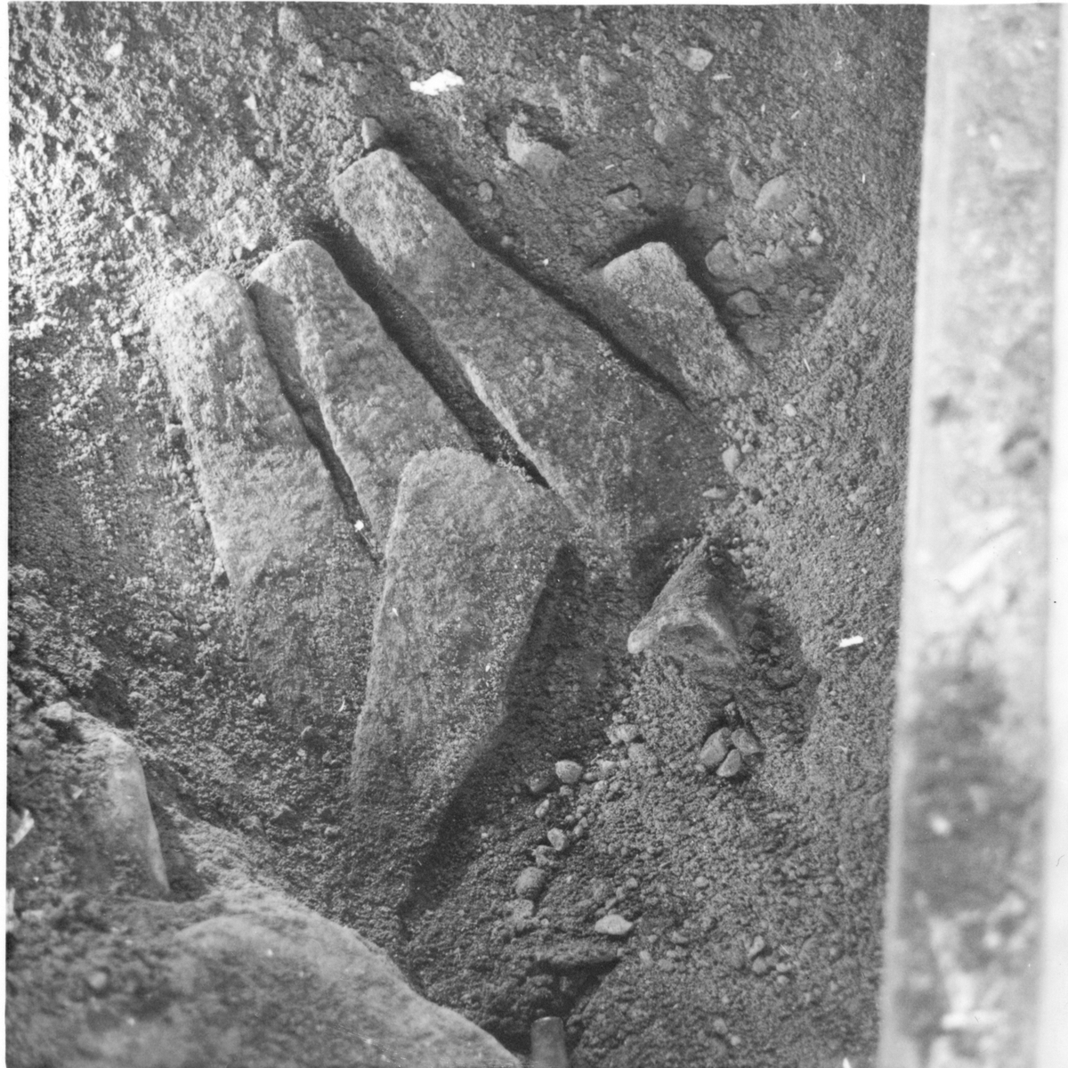 Västbyggeby 2:33, N. Valbo
6 av 43 ämnesjärnena hittade under Storfarsgården i november 1967