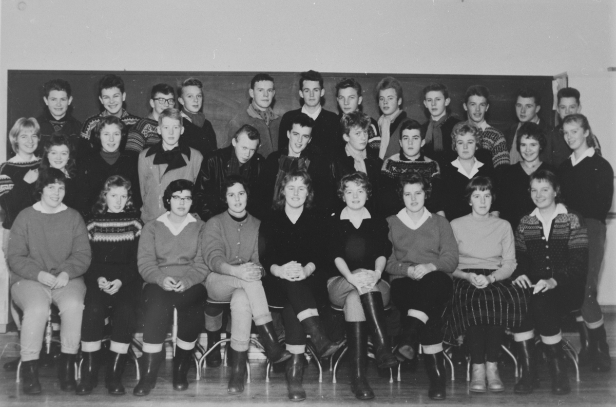 Elever ved Røros realskole