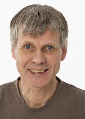 Portrett av konservator og seksjonsleder Bjørn Bækkelund.. Foto/Photo