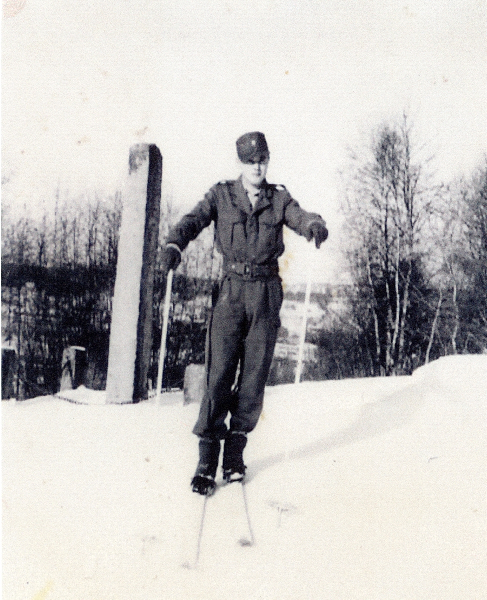 Militær soldat på ski.
Trygve Torshaug.