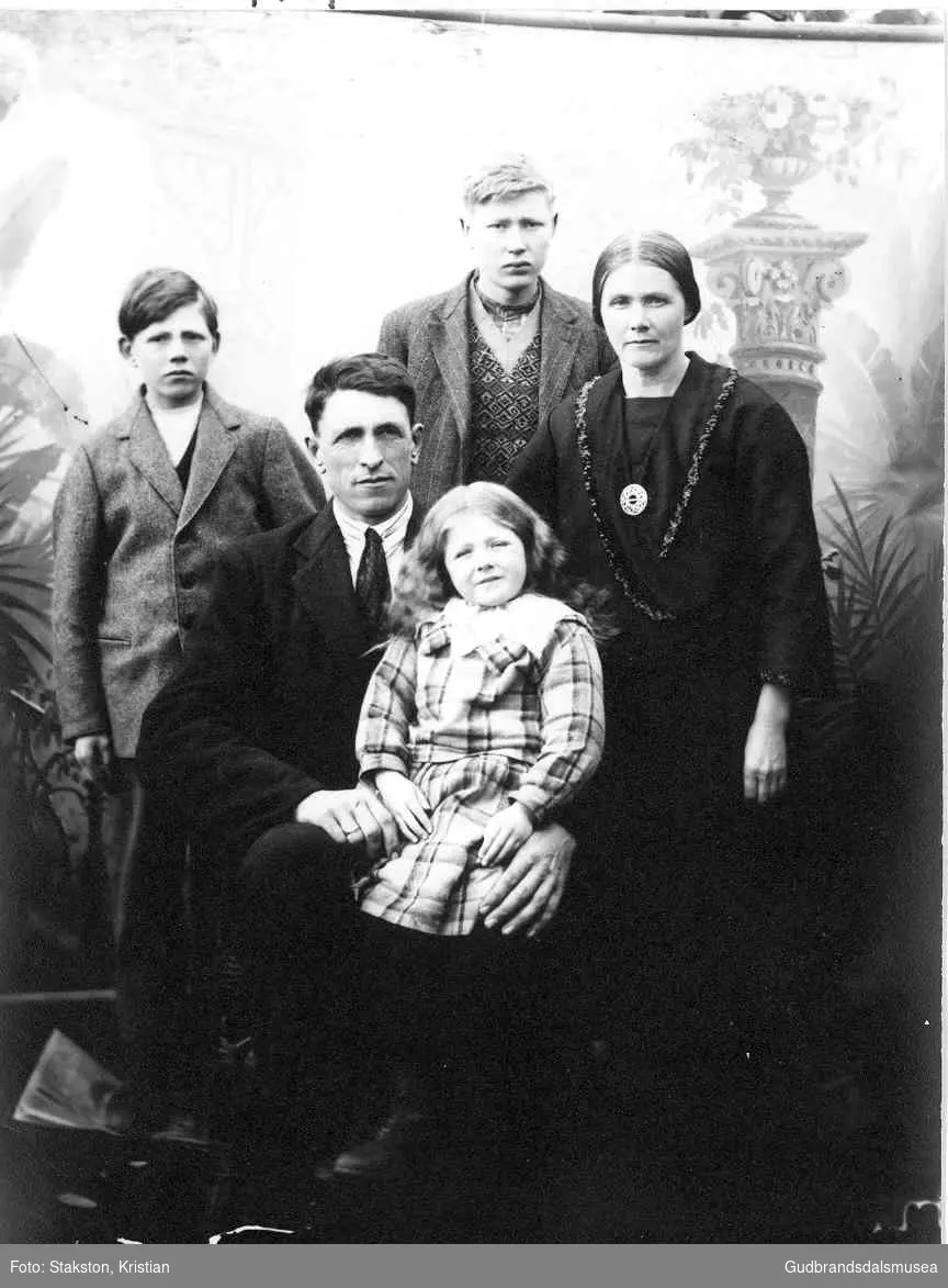 Sigvald Åmodt (f. 1891) m.familie