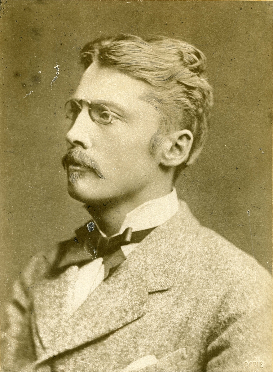 Emil Bjørneby  (1847-1888), lege. 

Foto: Sollem