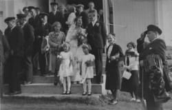 Brudeparet Anna Lind f. 1913 og Ole Thoresen f. 1914 d.1981 