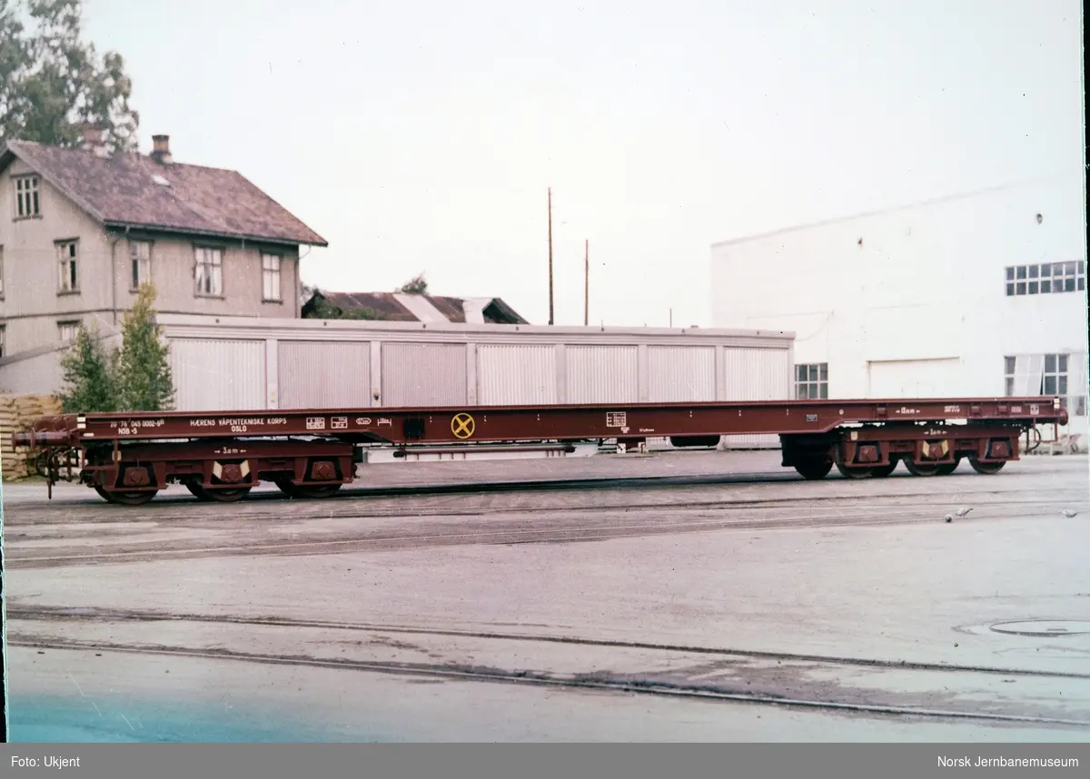 Plattformboggivogn til Forsvaret litra S nr. 045 0002 ved levering fra Strømmens Værksted
