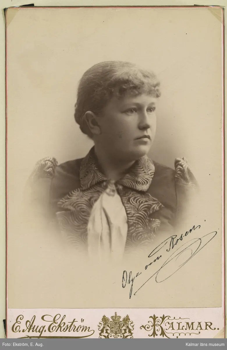 Porträtt av Olga von Rosen.