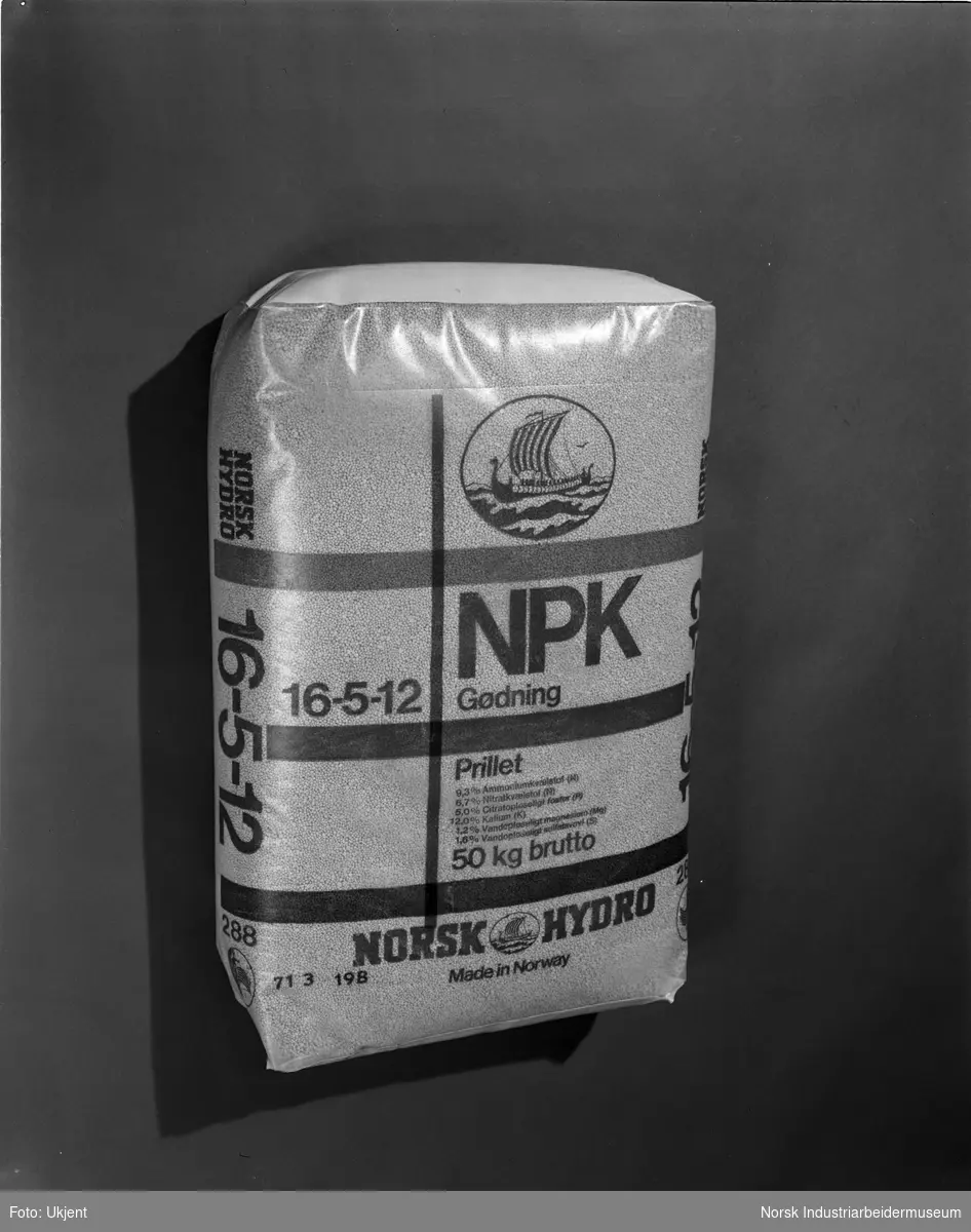 Ventil-plastsekk med NPK.