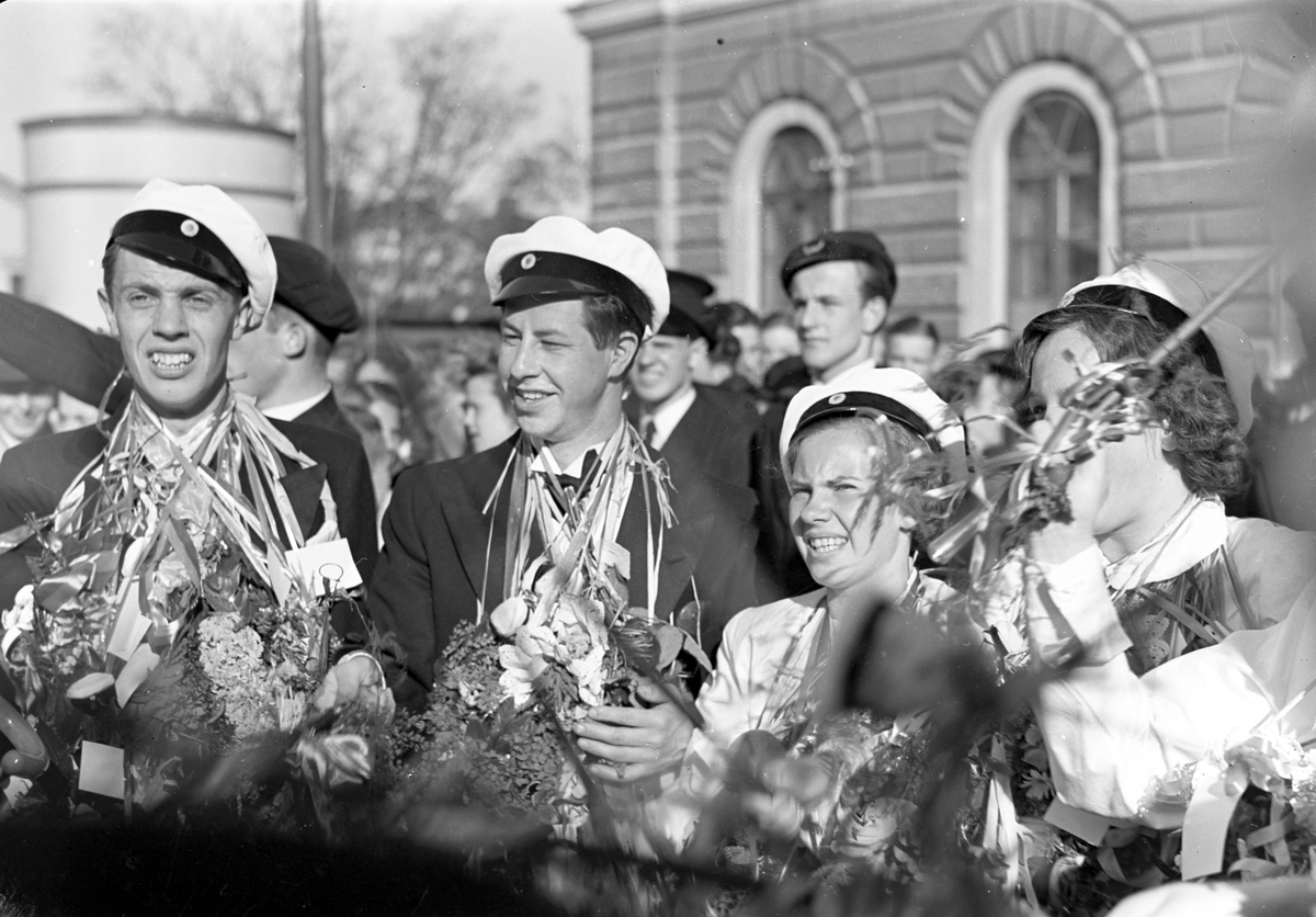 Studenter på Rådhustorget. Den 3 Juni 1941


