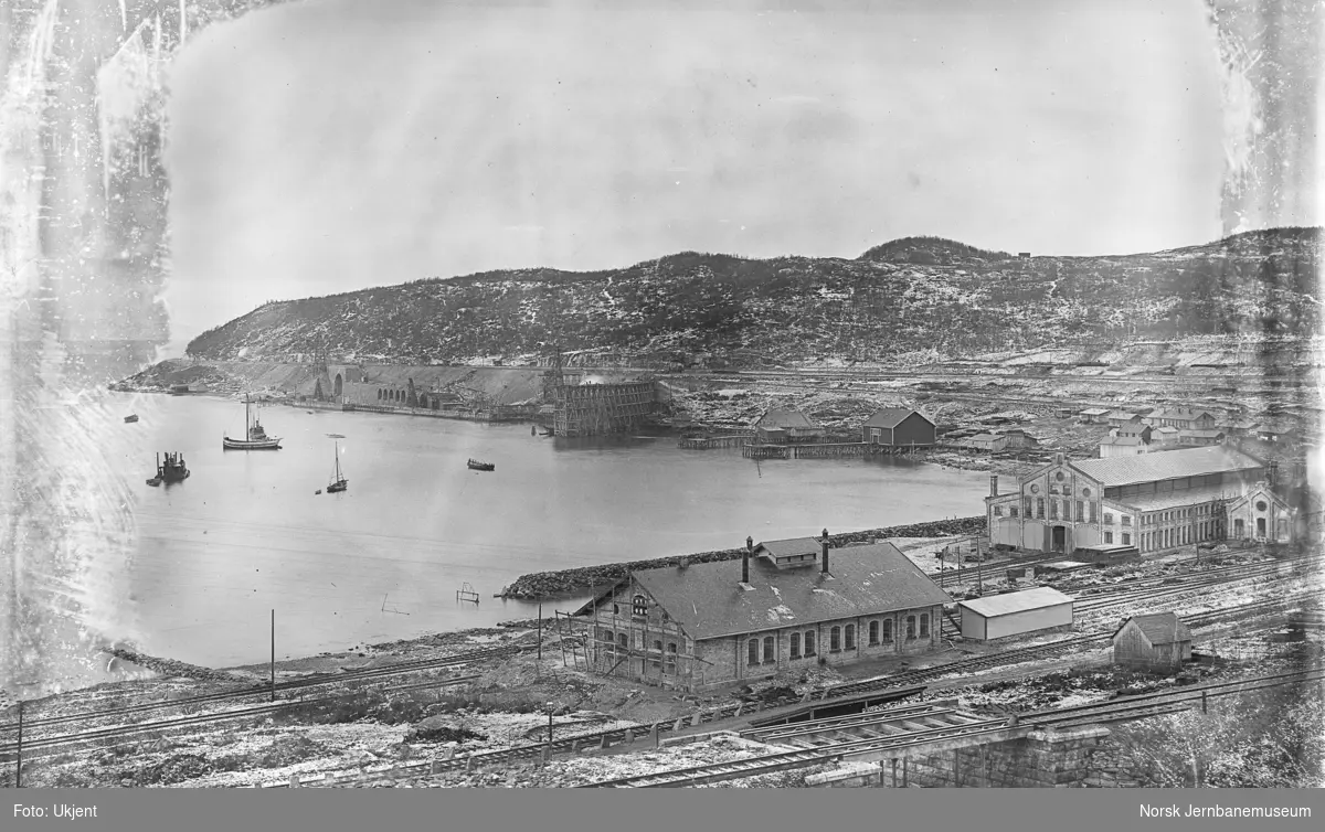 Utbyggingen i Narvik, LKABs verkstedområde og malmkaier