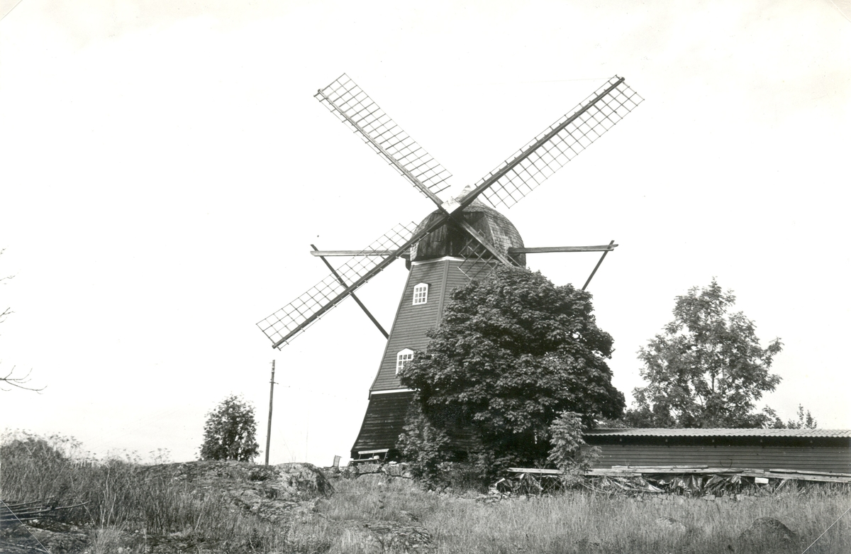 Väderkvarn av holländsk typ i Loftahammar.