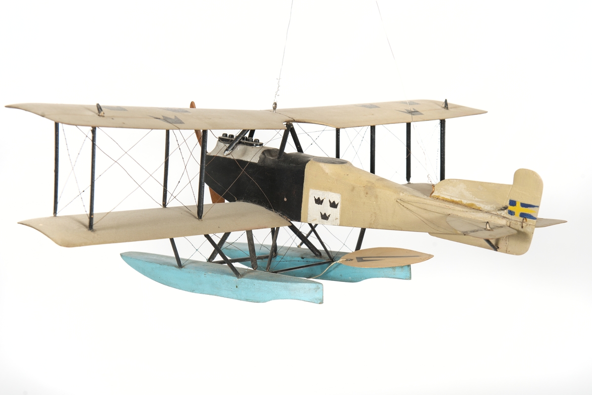 Flygplansmodell - Sjöhistoriska museet / DigitaltMuseum