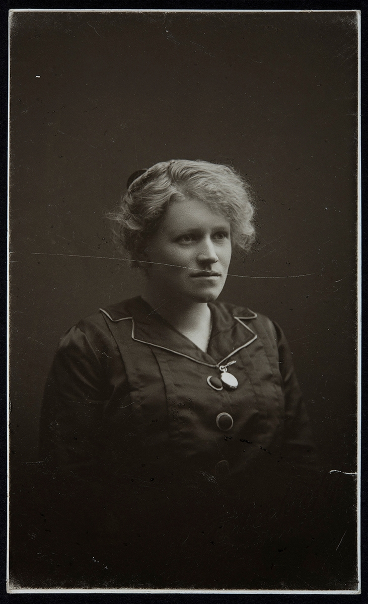 Portrett Helene Vaaler, f. Arnesen.