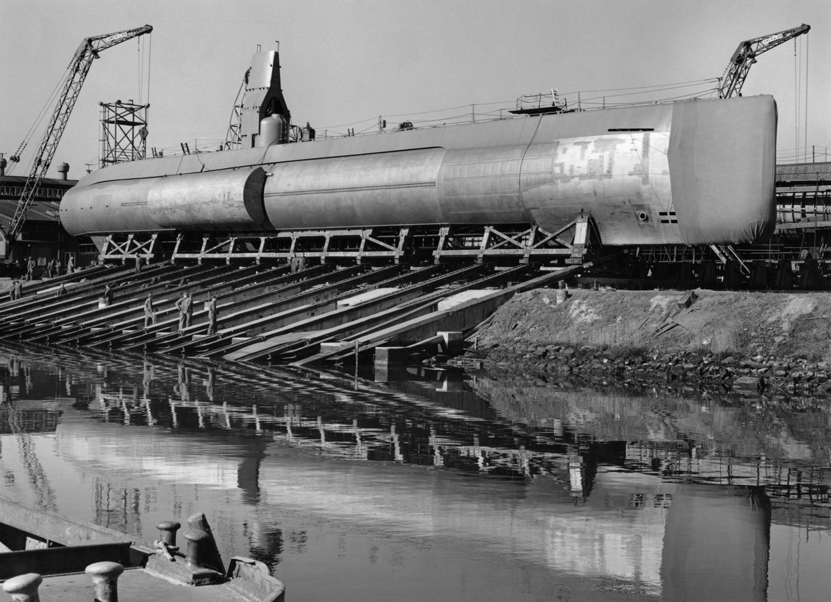 Ubåten Draken klar för sjösättning, på Kockums mekaniska verkstad i Malmö.