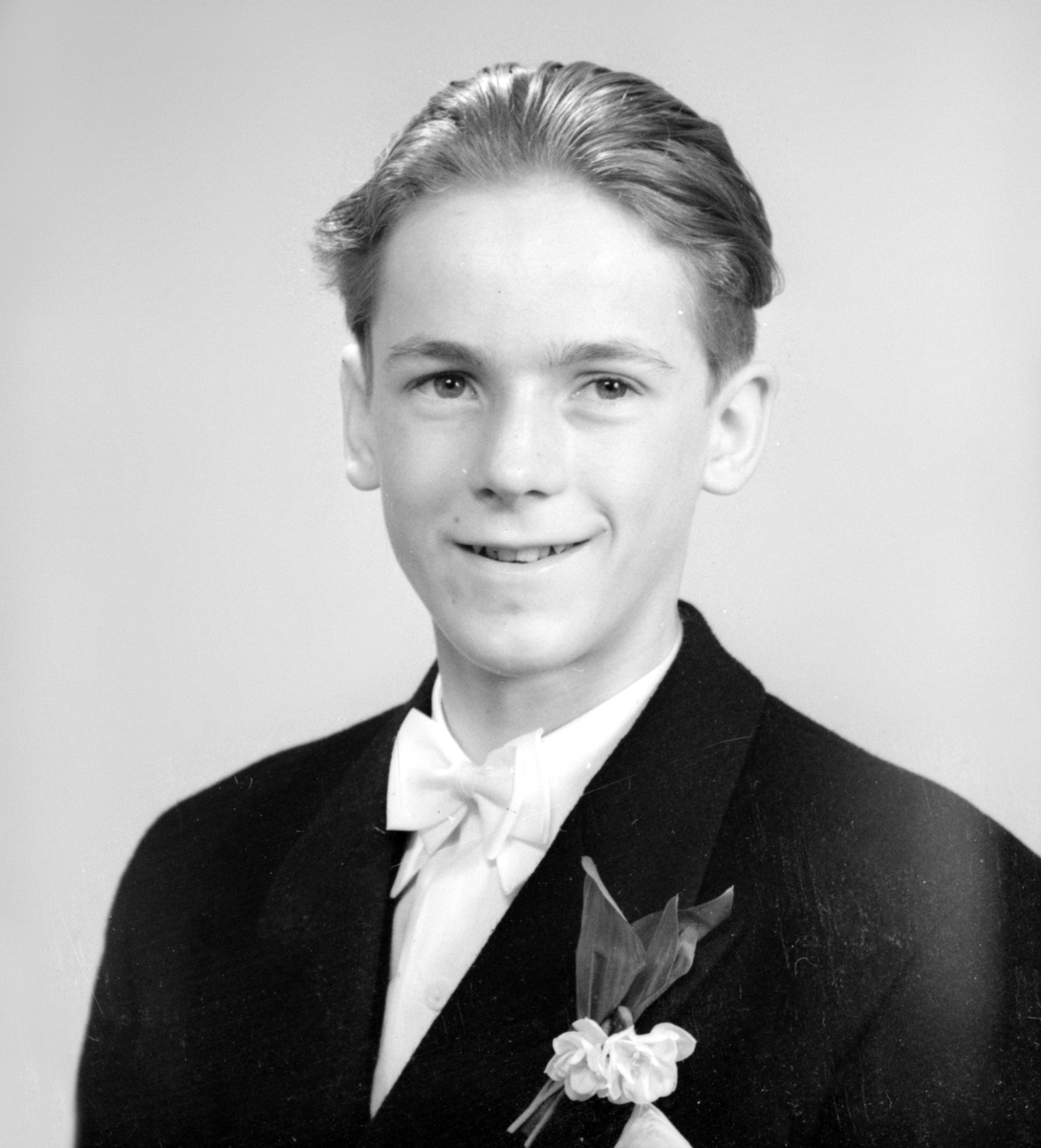 Konfirmanden Sten Åberg. Foto 1947.
