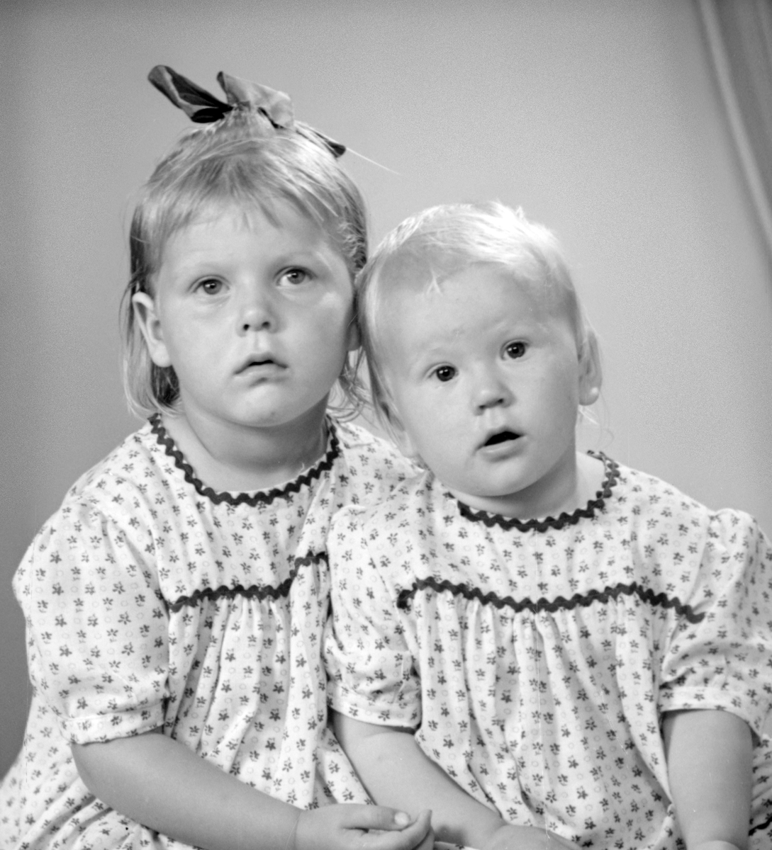 Barnen Valund, Nyvall. Foto i augusti 1945.
