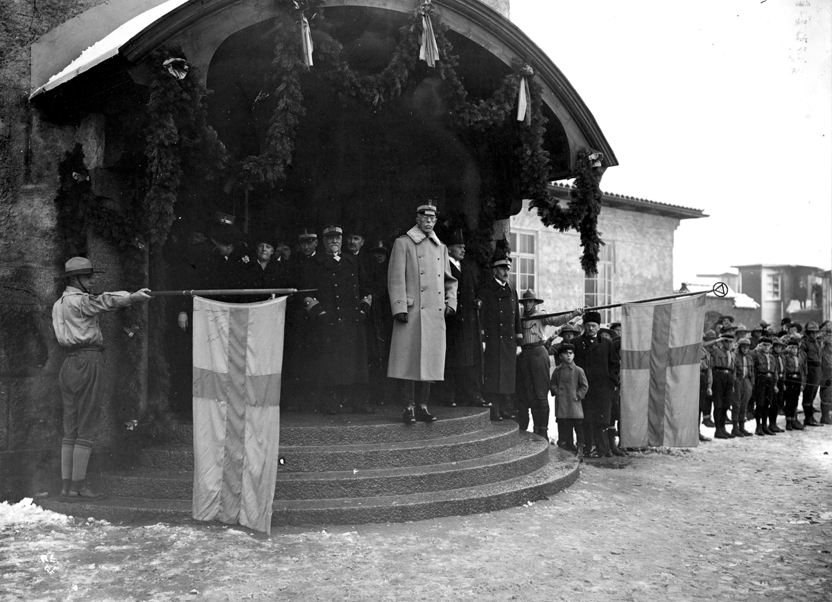 Gustaf V i Sundsvall vid Ostkustbanans invigning 1927.