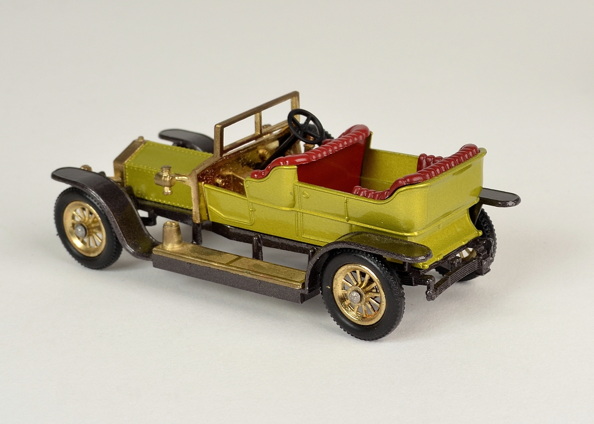 Lekebil (1906 Rolls Royce Silver Ghost) i original eske