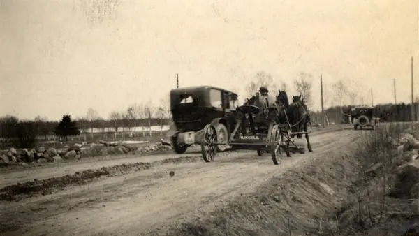 Amerikansk veghøvel "Russel Grader" i Østfold 1924