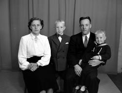 Marit, Inge, Peder og Svein Gjøvik. Foto av familien Gjøvik.