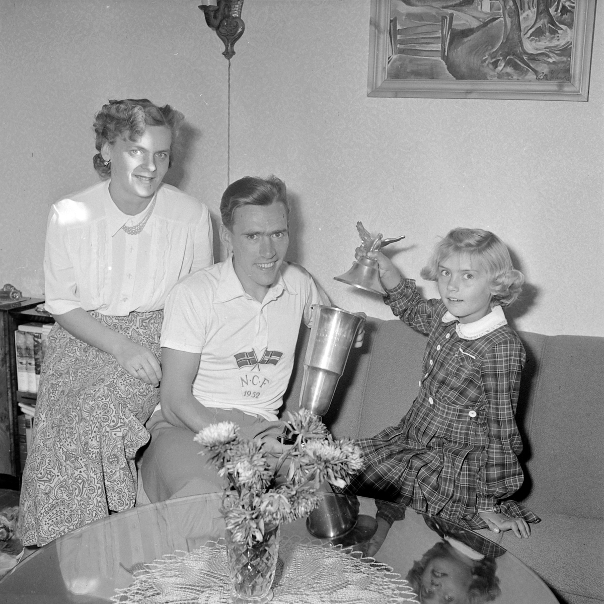 Odd Berg med kona Reidun og datter