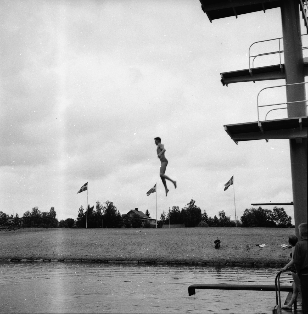 Karlslundsbad simhoppare.
Bollnäs 16/8 1958
