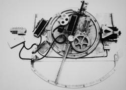 Teknisk gjenstand. Usikkert hva, men trolig noe som ble foto