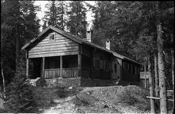 Sogneprest Ingebrigt Holes hytte ved Skjeppsjøen på Totenåse