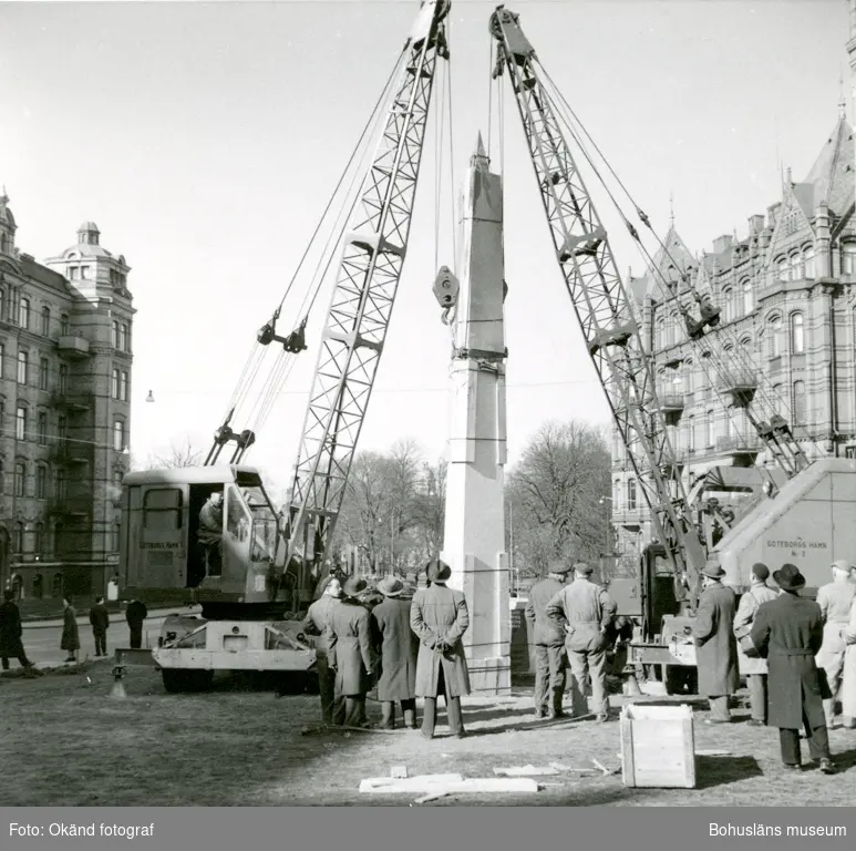 Från resningen av Torgny Segerstedt-monumentet