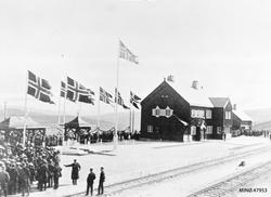 Hjerkinn stasjon ved åpningen av Dovrebanen 17. 09. 1921.