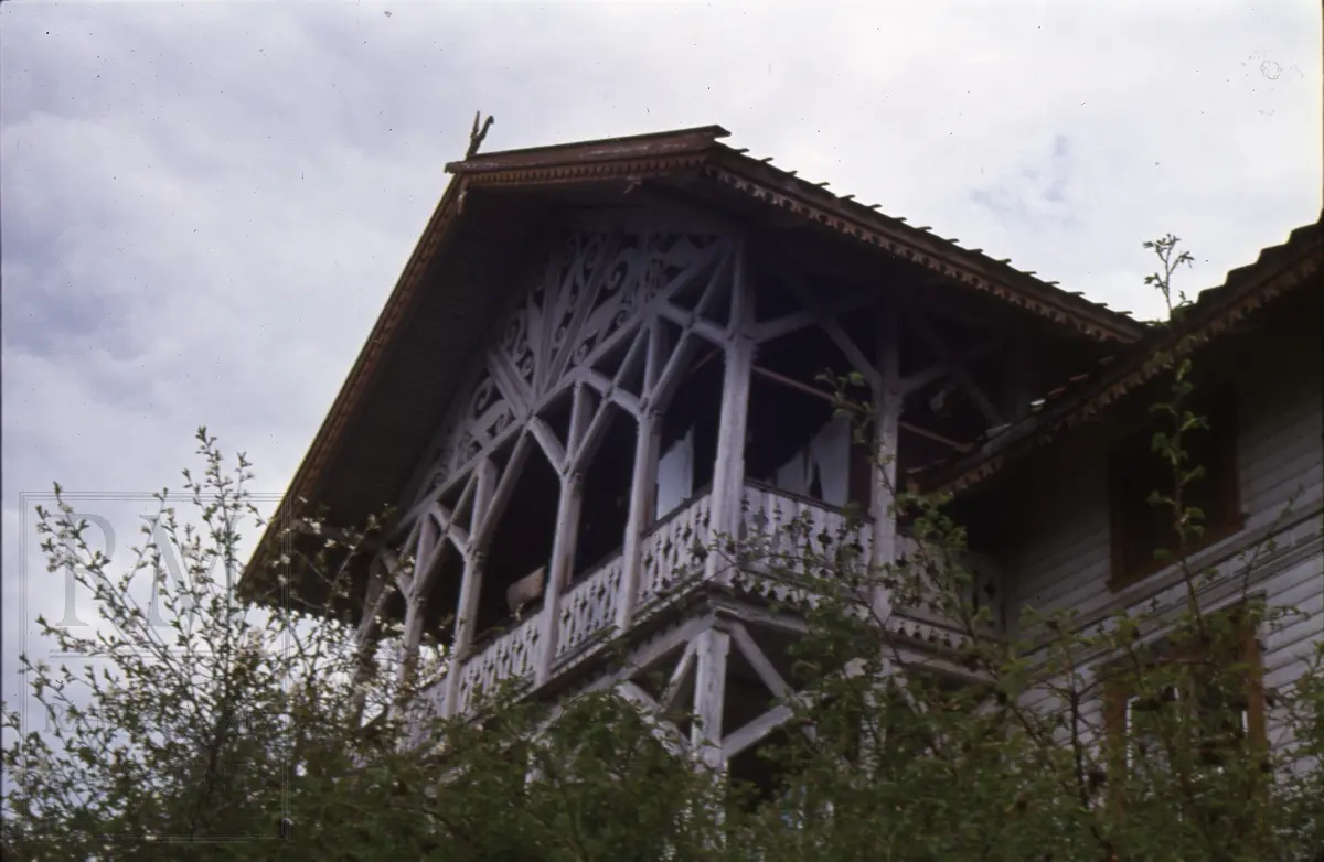 Foto med motiv fra Sveitservillaer og annen bebyggelse i Jevnaker, 1973.