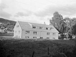 Lillehamme og Fåberg Yrkesskole, Fåberggt.152. Skolebygget s