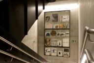 Samlingen Ephemerality – A Permanent Collection, som presenteres på syv trappeavsatser i fakultetets nybygg i Møllendalsveien 61, er satt sammen av forarbeider, skisser og idéutkast fra nærmere 200 tidligere studenter ved kunst- og designfagene ved institusjonene som i dag utgjør kunst- og designfagene ved UiBs Fakultet for kunst, musikk og design. Flere kunstprosjekter skal gjennomføres mellom 2018 og 2020. Disse prosjektene skal være involverende, stimulerende og skape aktiv dialog mellom fakultetet, det øvrige kunstfeltet i Bergen og Bergens befolkning. Prosjektene vil utvikles i nær dialog med skolens ansatte og studenter.